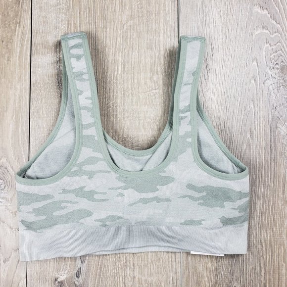 NEW BALANCE MEDIUM IMPACT CAMUFLAGE SPORT BRA SIZE MEDIUM - Picture 4 of 6
